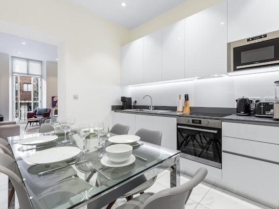 Harley Street Luxury Snug Лондон